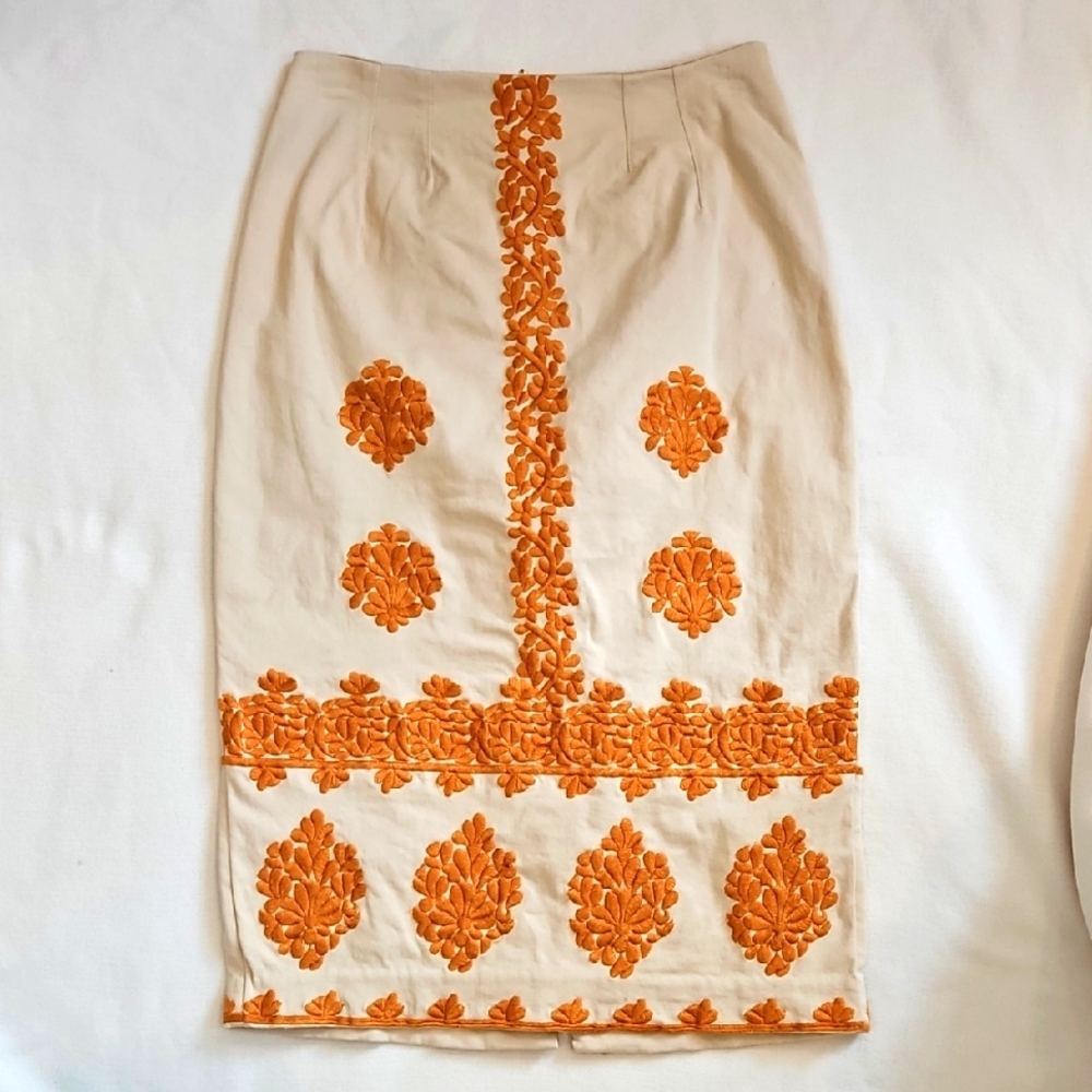 ANTHROPOLOGIE PENCIL SKIRT EMBROIDERY SIZE 0